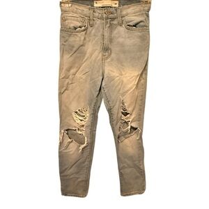 O2 Denim Destroyed Jeans